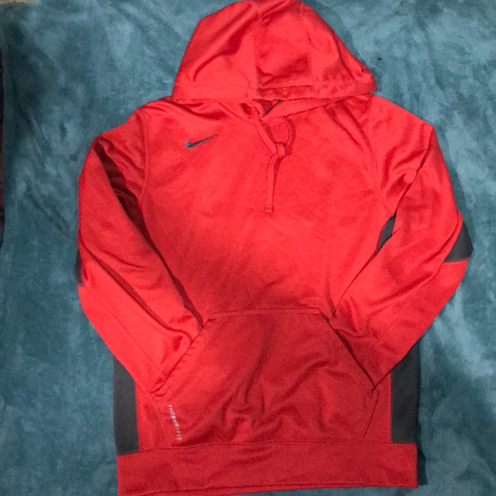 Nike pull over hoodie
